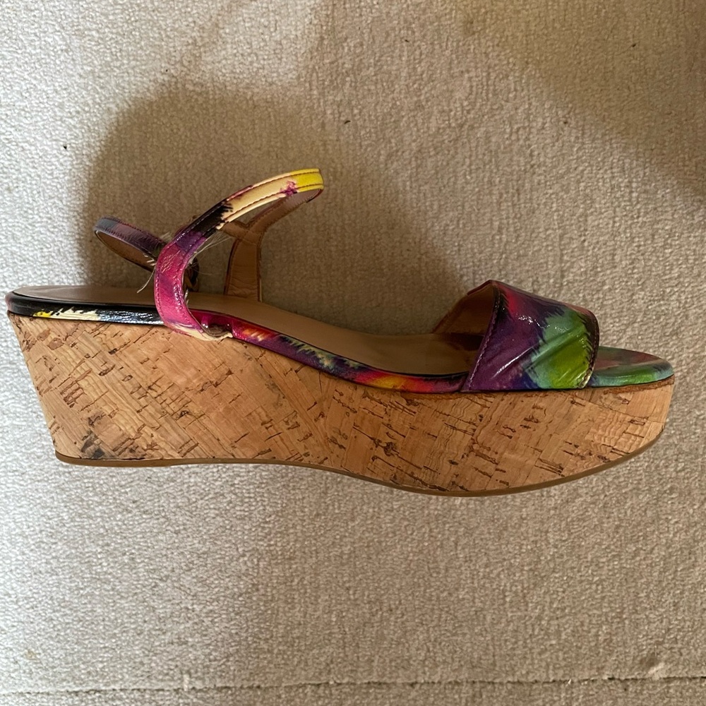 Stuart Weitzman size 6 platform sandals Regular use